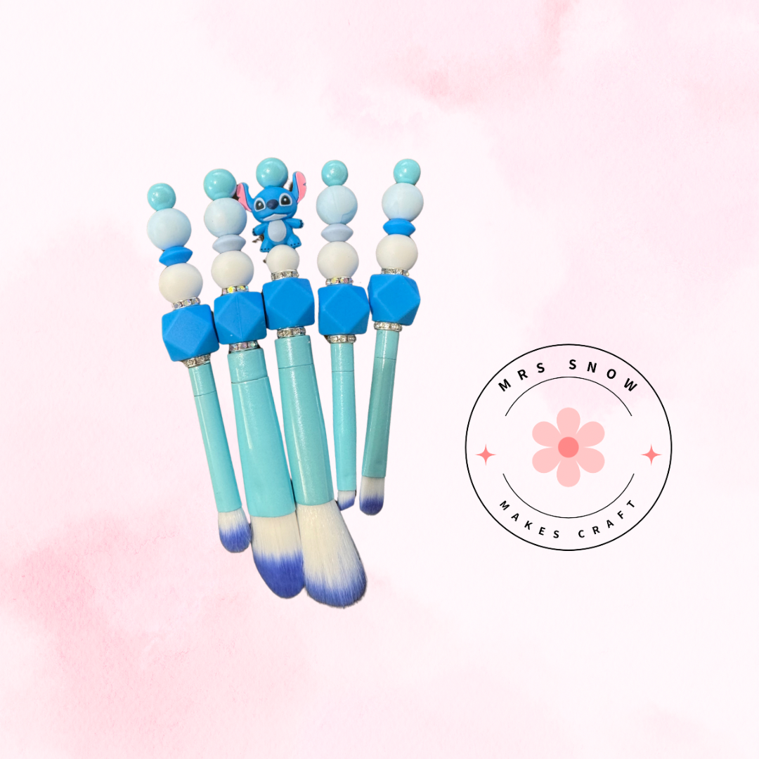 Blue Alien makeup brush set